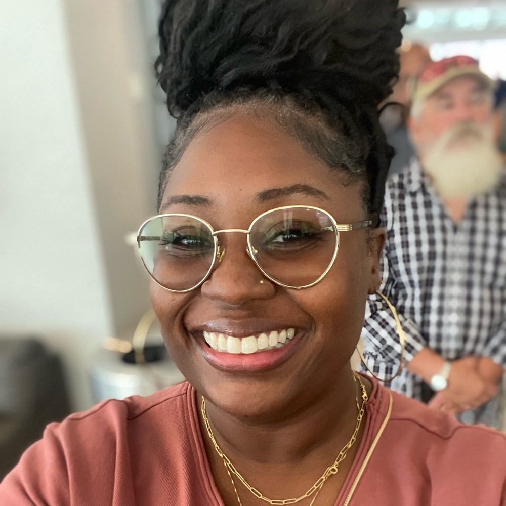 Meet your Posher, K. camille